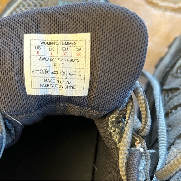 Women’s The North Face Hydra Seal Waterproof Hiking Shoe / Boot - Size 6 - Picture 4 of 6